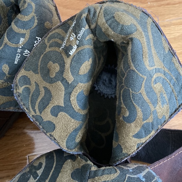 Fly London Ankle Boots - Picture 6 of 7